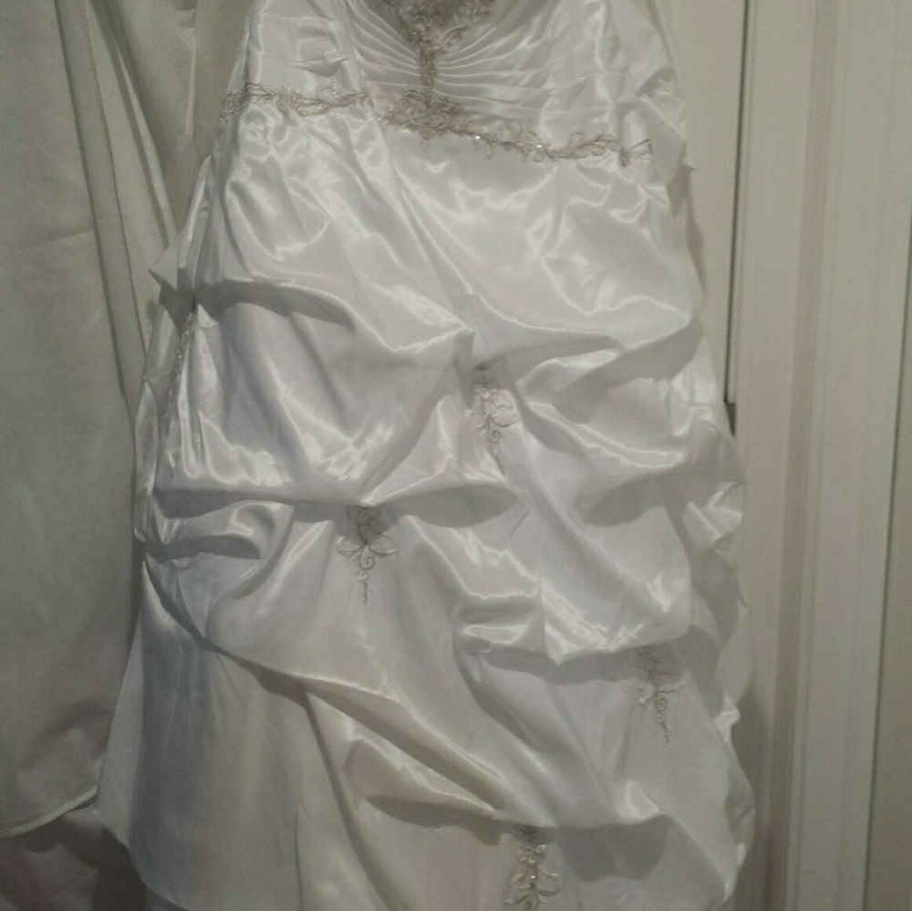 Wedding dress
